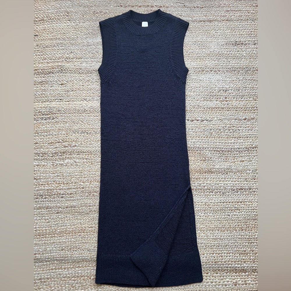 H&M Sleeveless Black Knit Midi Dress
